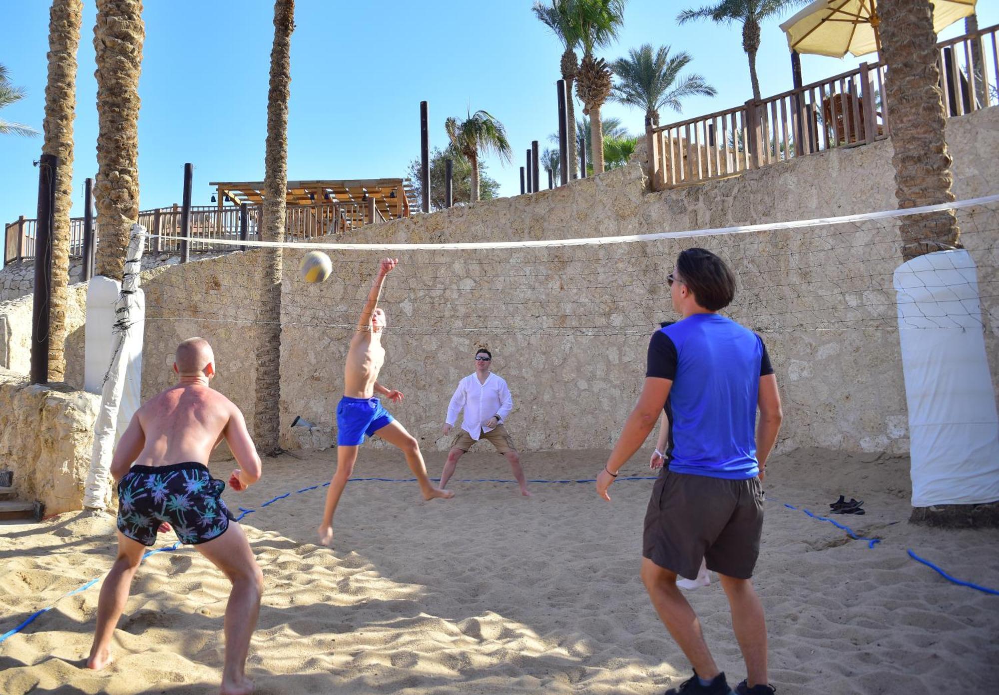 The Grand Hotel Sharm El Sheikh Sharm El Sheikk Exterior foto Beach volleyball at the 2018 Mediterranean Games